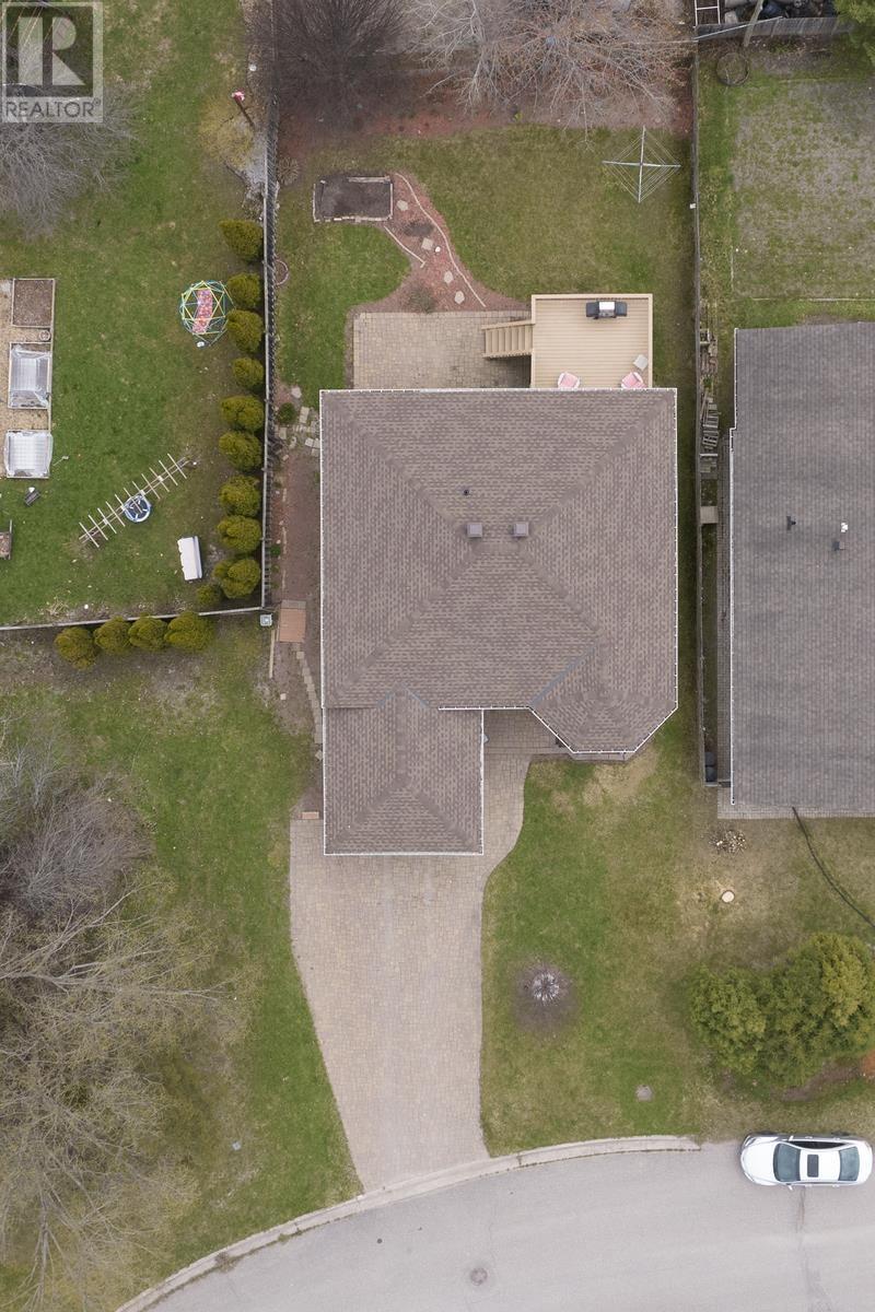 116 Willowdale ST, Sault Ste. Marie, Ontario, P6A5Z4 — Photo 9