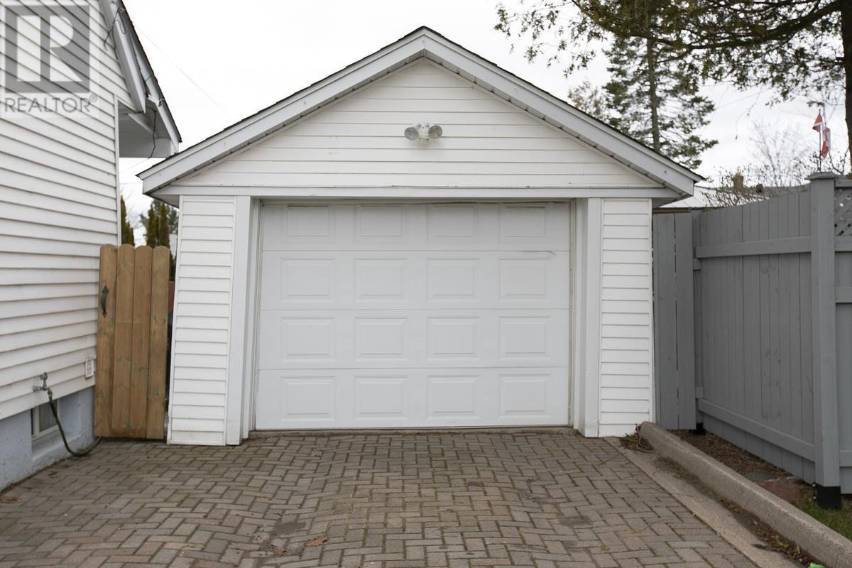63 Weldon AVE, Sault Ste. Marie, Ontario, P6B3C5 — Photo 22