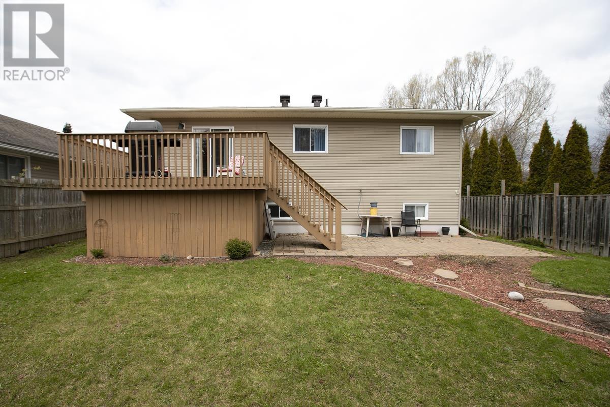 116 Willowdale ST, Sault Ste. Marie, Ontario, P6A5Z4 — Photo 14