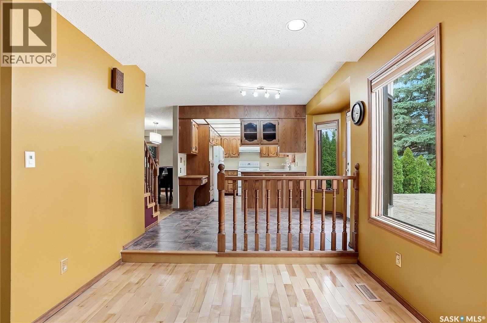 540 Nesslin CRESCENT - 17