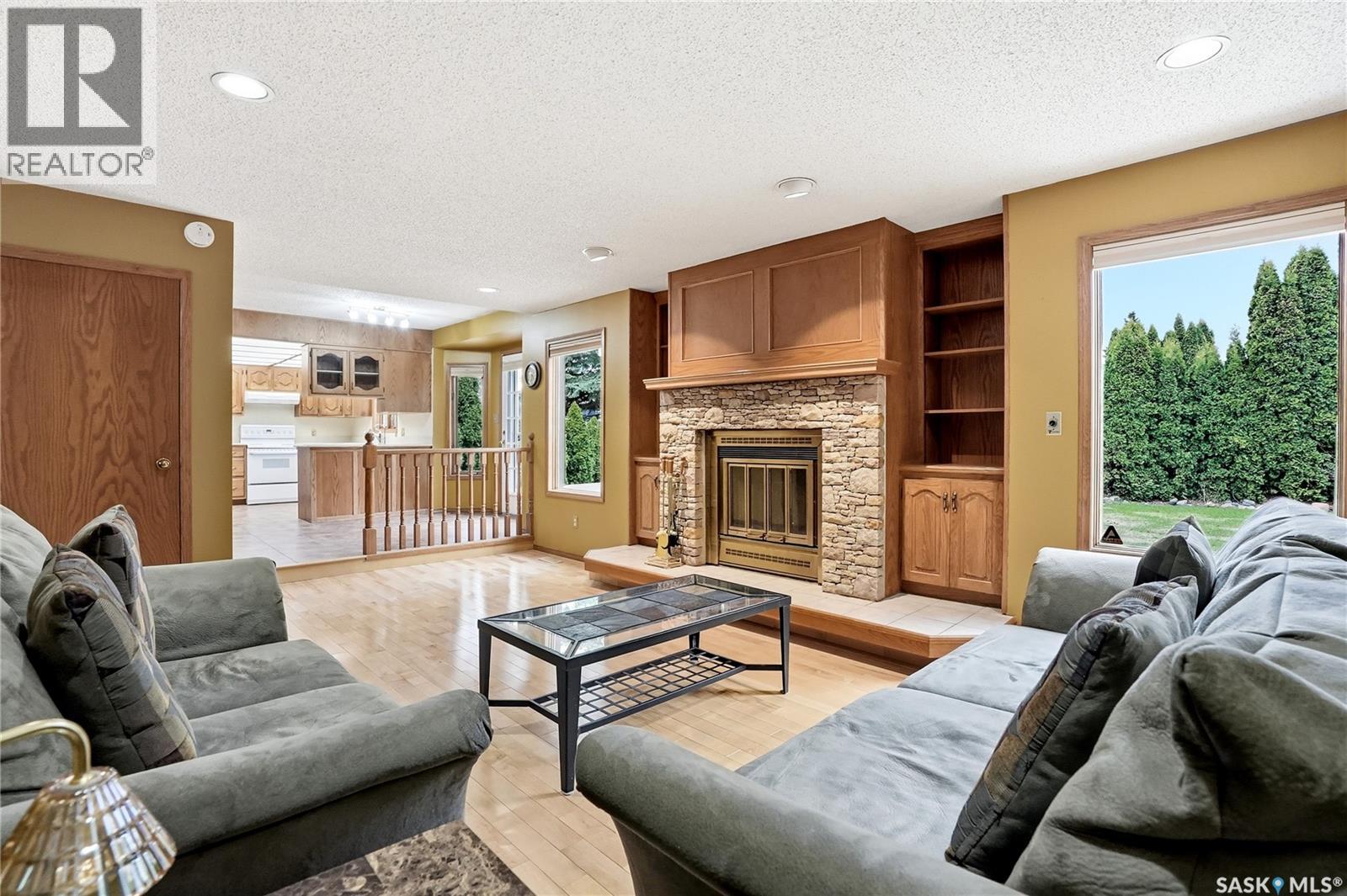 540 Nesslin CRESCENT - 26