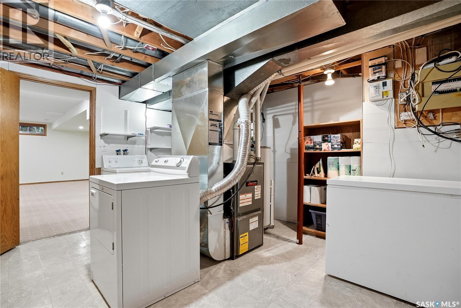 540 Nesslin CRESCENT - 51