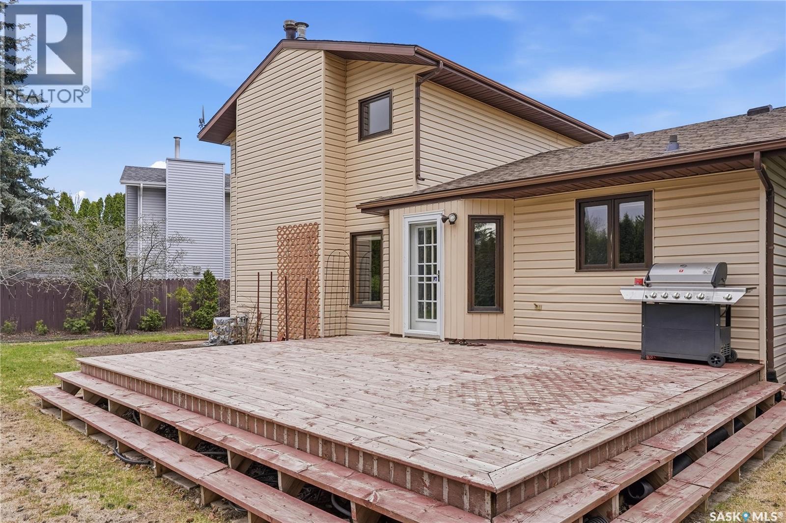 540 Nesslin CRESCENT - 56