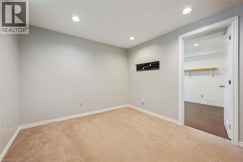 189 MIDDLEBURY Drive - 33