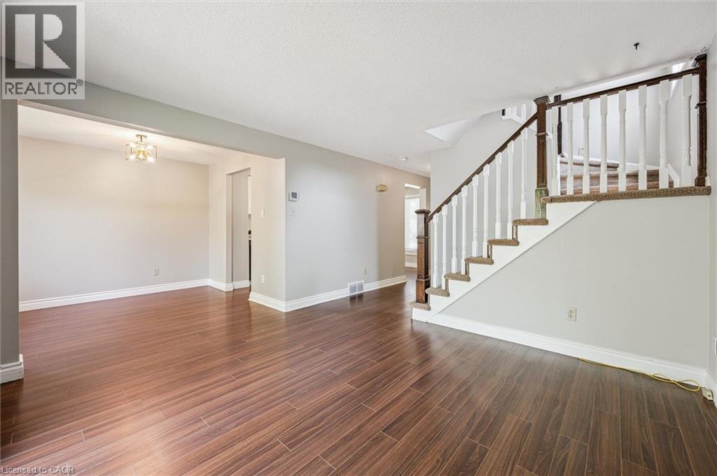189 MIDDLEBURY Drive, Waterloo, Ontario, N2T2H8 — Photo 24