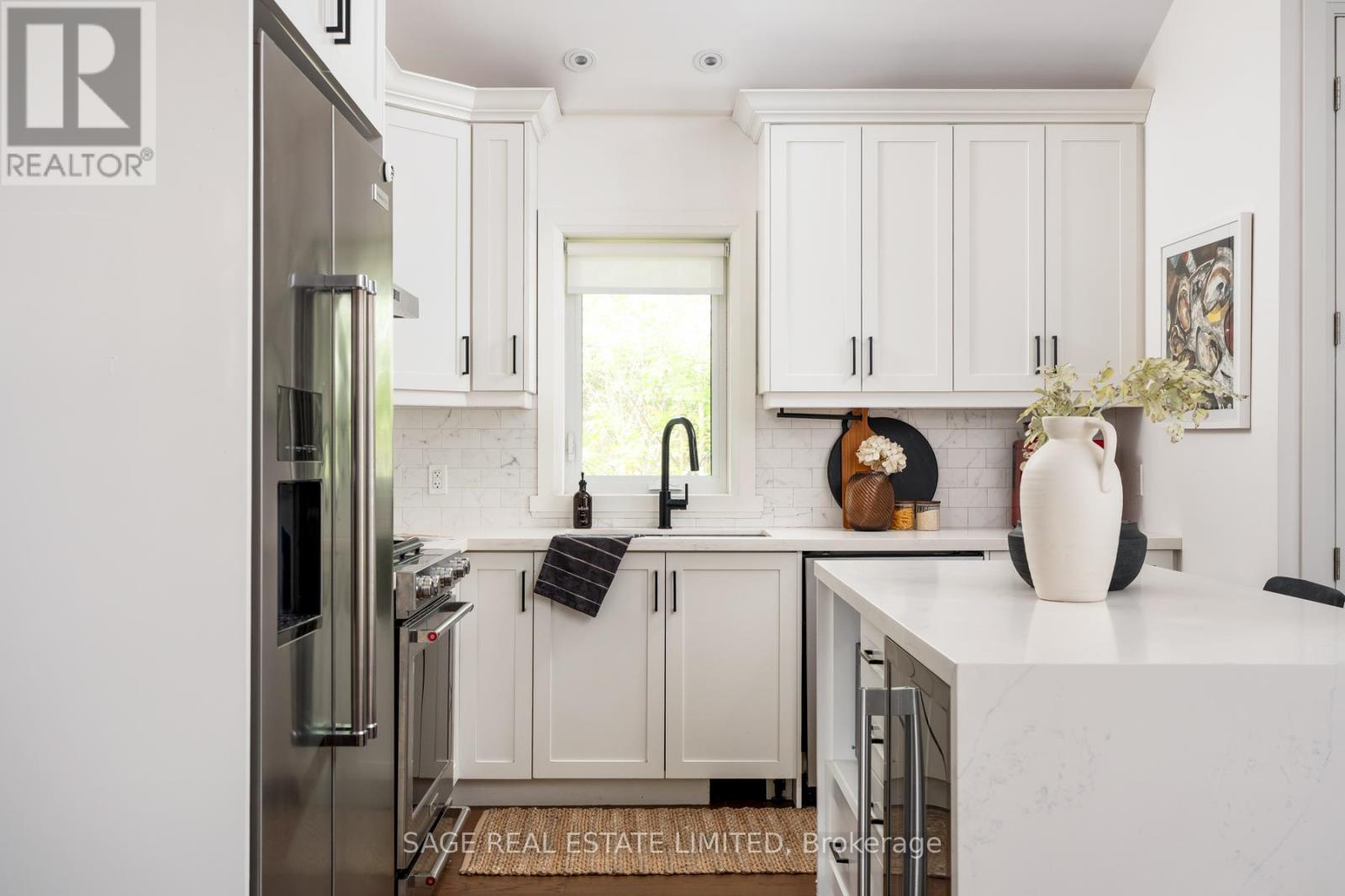 7 RATHGAR AVENUE - 8