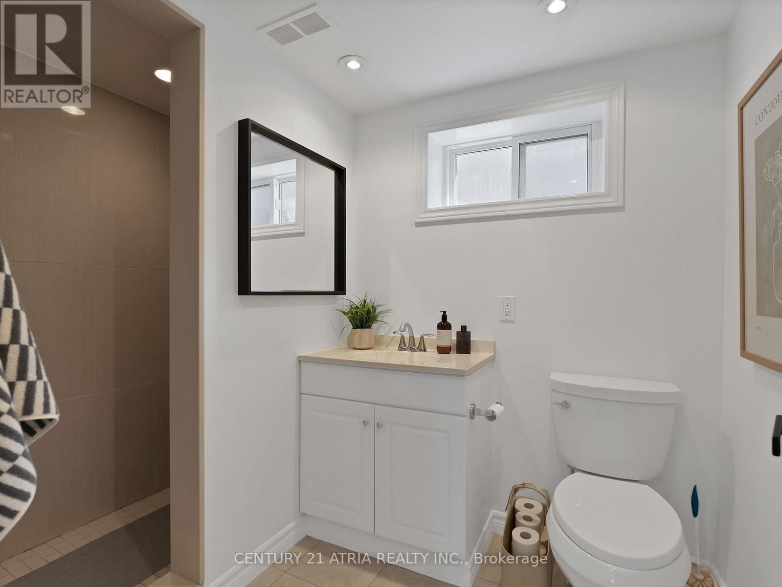 10 DUNROBIN DRIVE - 29