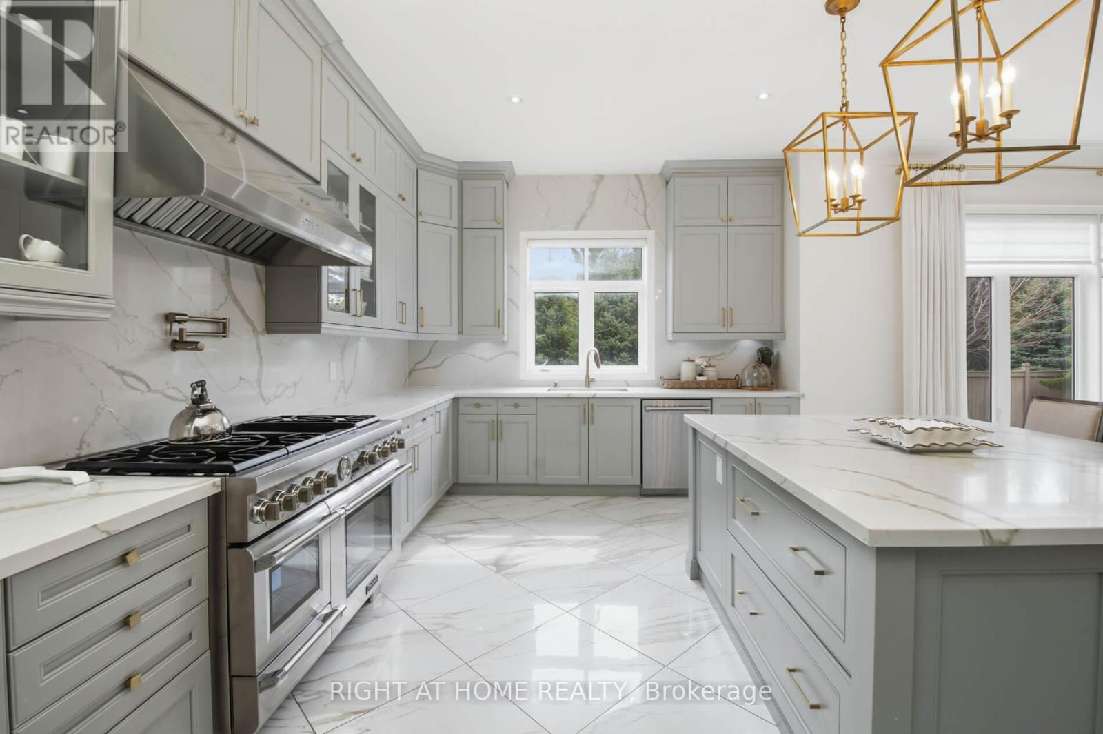 55 BURLWOOD ROAD - 15