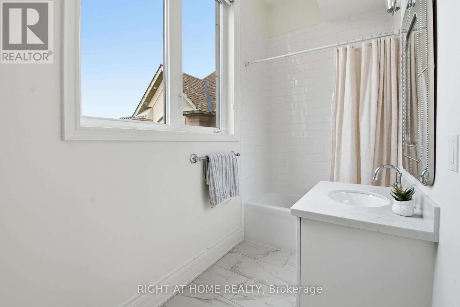 55 BURLWOOD ROAD - 25