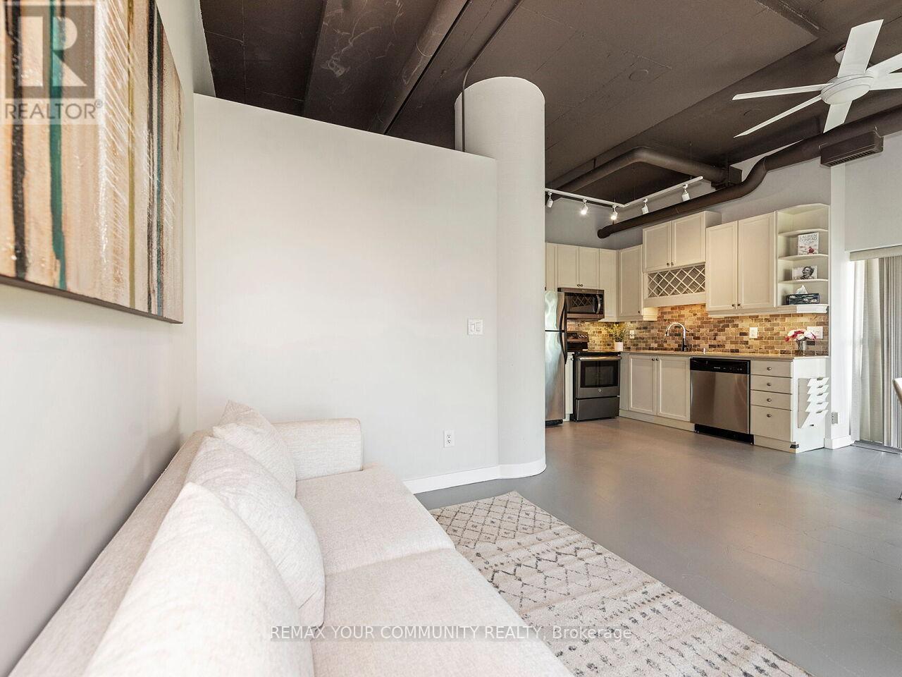 #601 2 FIELDWAY ROAD - 20