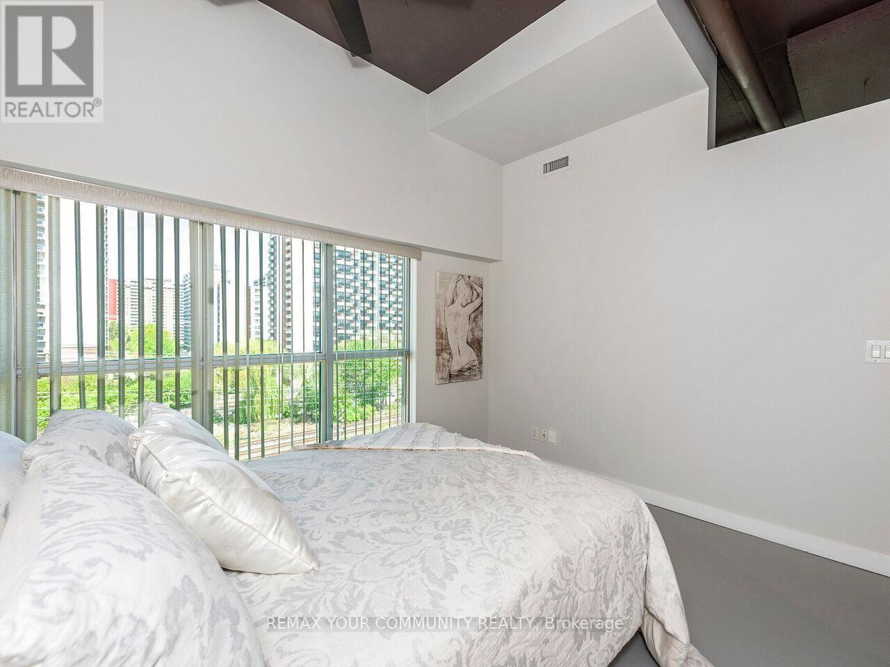 #601 2 FIELDWAY ROAD - 23