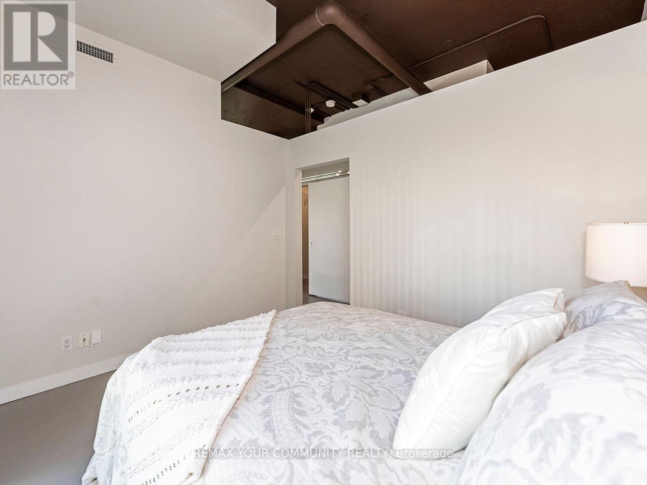 #601 2 FIELDWAY ROAD - 25