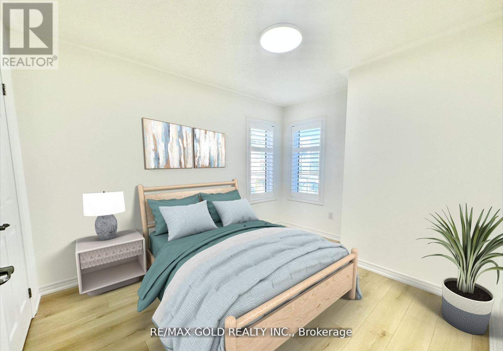 111 HUGUENOT ROAD - 35