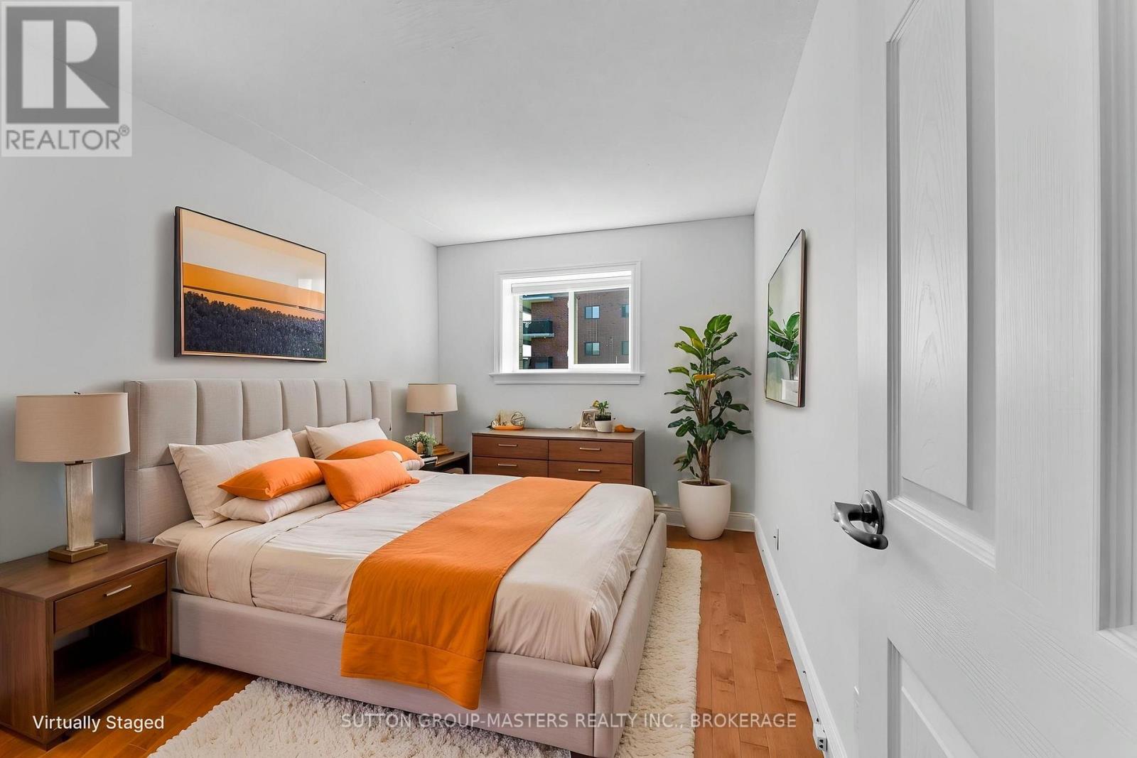 #302 610 WILLIAM STREET SOUTH - 32