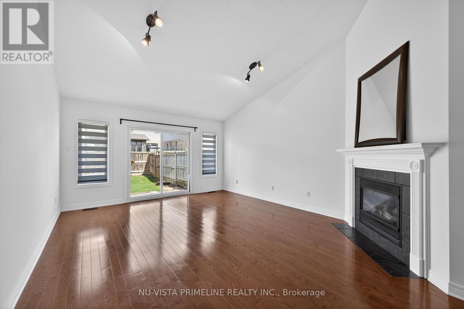 570 BLUEBELL ROAD - 13