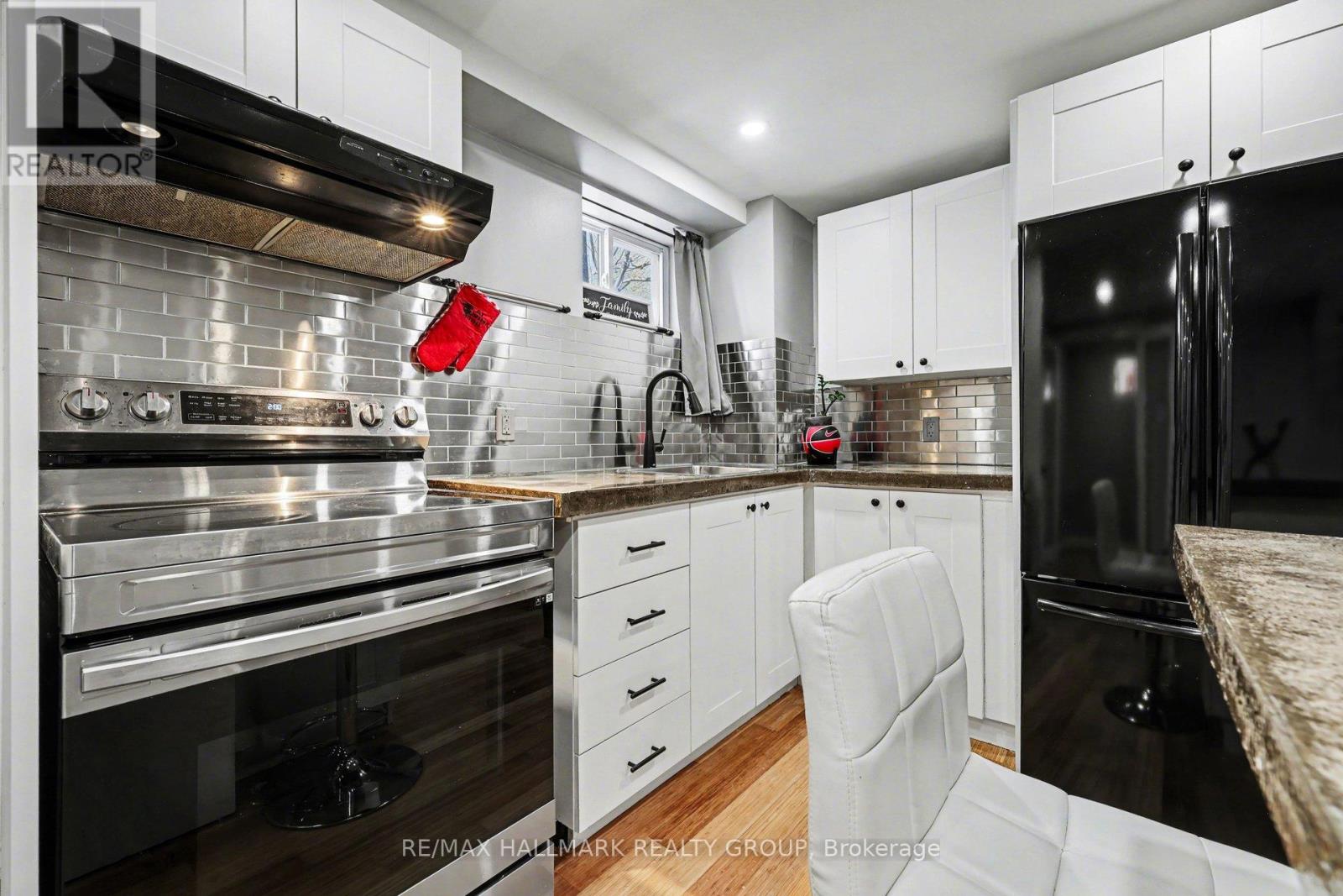 2 Bed, 1 Bath House for Rent in Ottawa – B – 1307 VANCOUVER AVENUE, Ottawa – MLS# X13154562 - Image 20