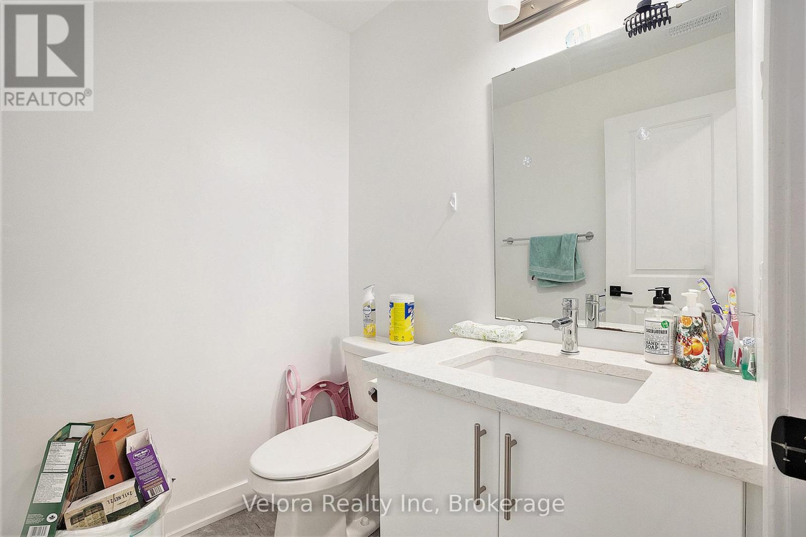 2 Bed, 2 Bath House for Rent in Ottawa – E – 390 ROLLING MEADOW CRESCENT, Ottawa – MLS# X13154564 - Image 10