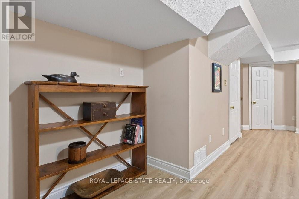 #101 100 BEDDOE DRIVE - Image 41