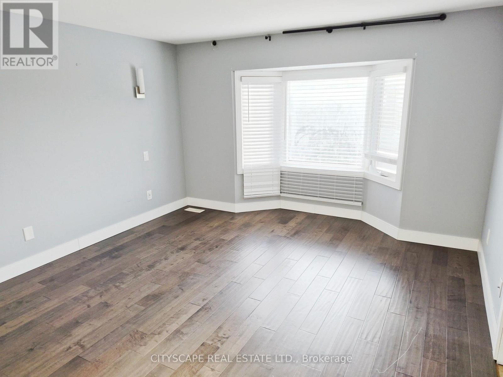 11 ASHELY COURT - 16