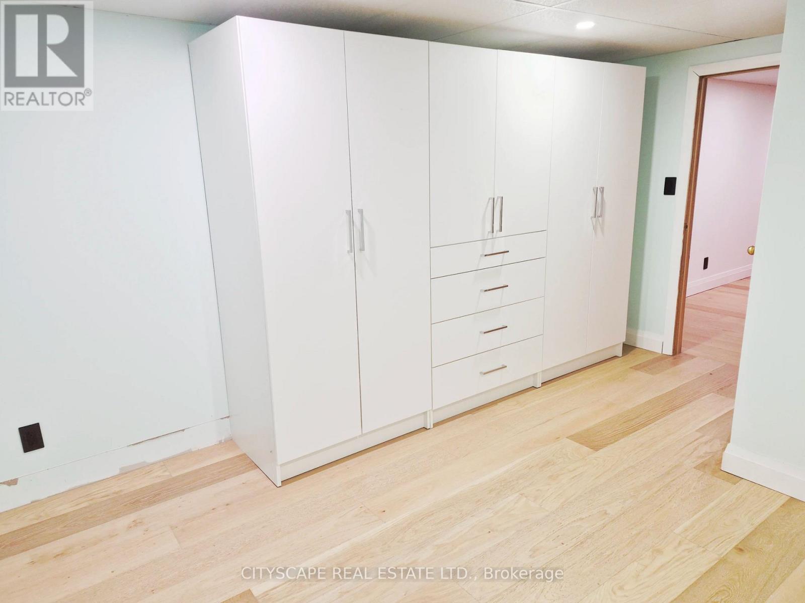 11 ASHELY COURT - 29