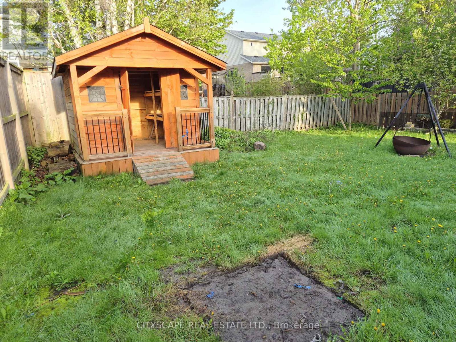11 ASHELY COURT - 36