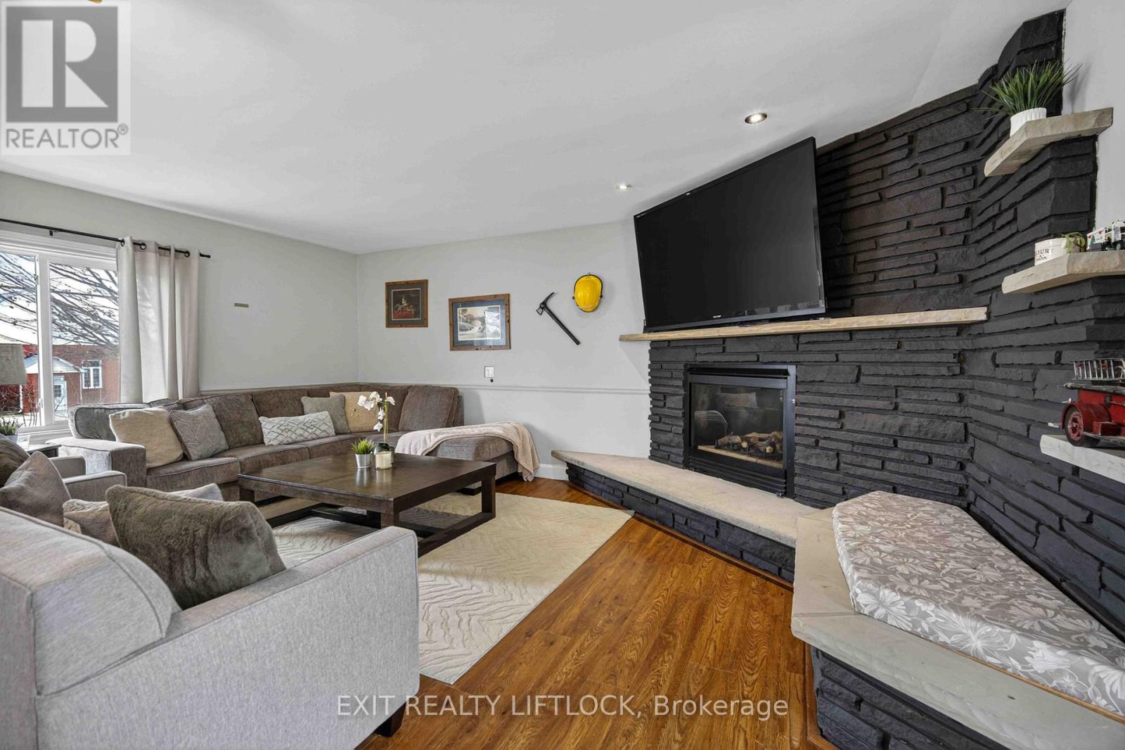 1833 KEENE ROAD - 8