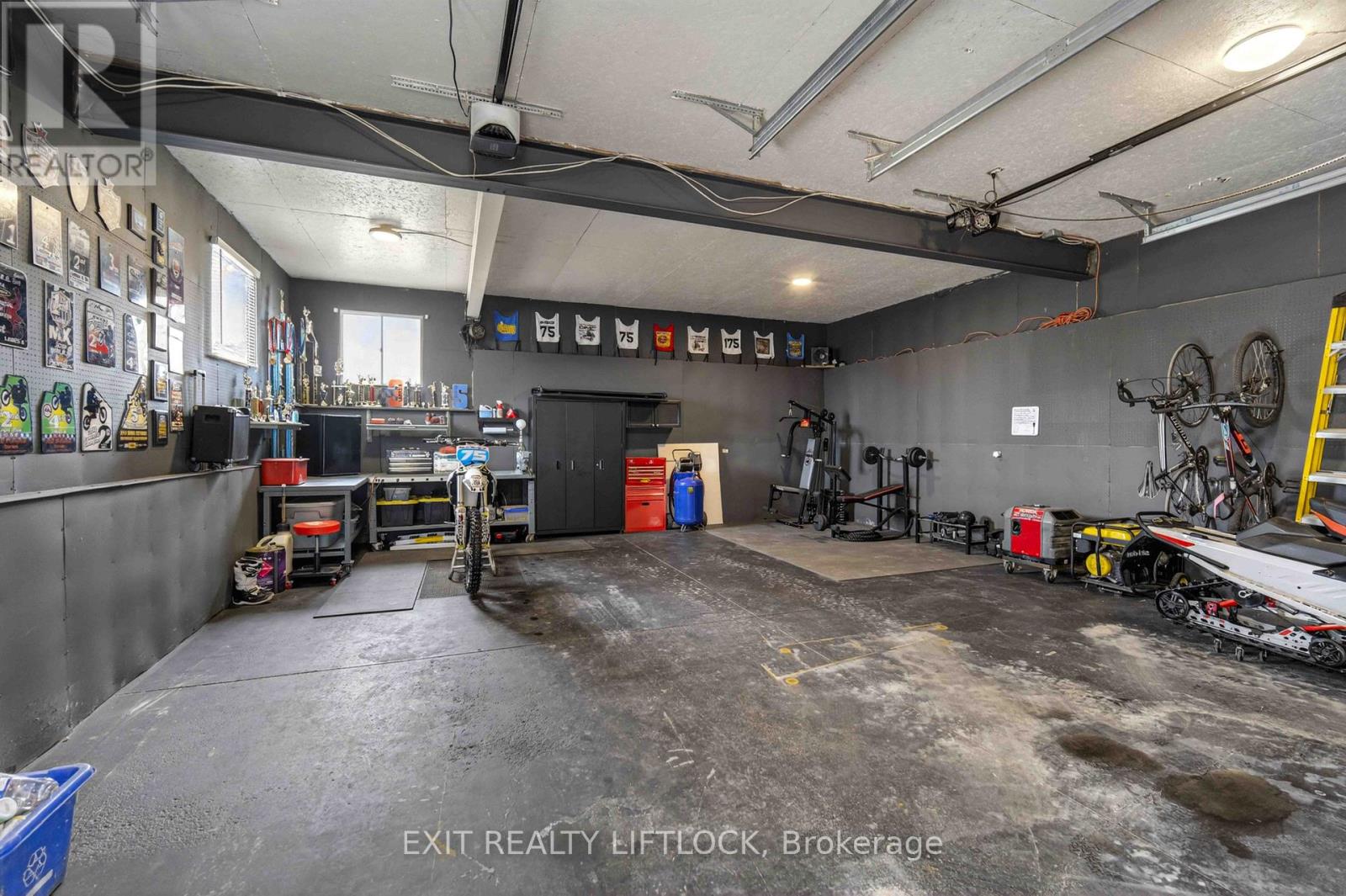 1833 KEENE ROAD - 39