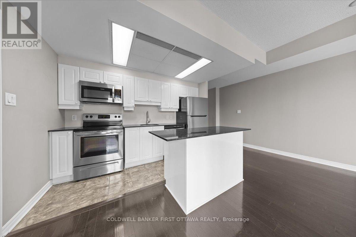 #305 134 YORK STREET - 10