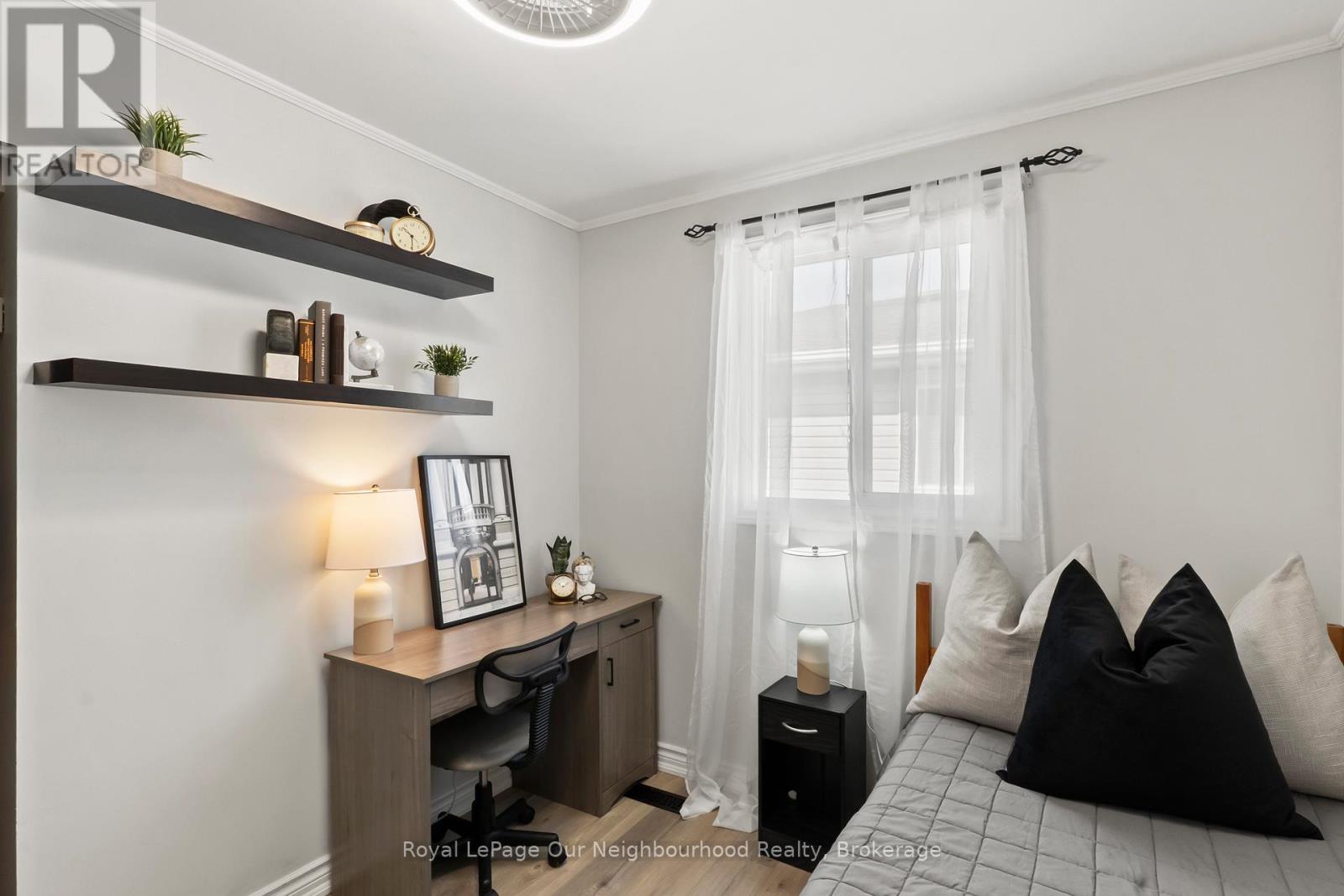 81 SWANSTON CRESCENT - 20