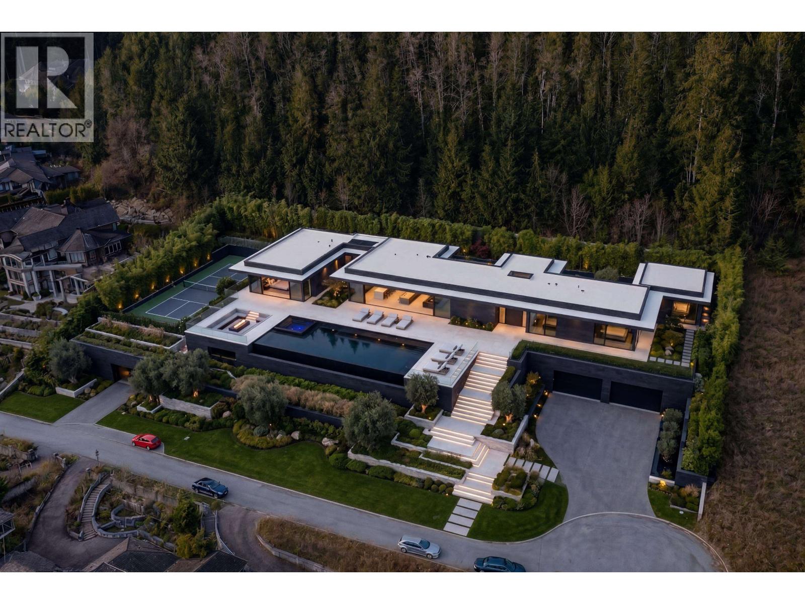 2345 KADLEC COURT, West Vancouver