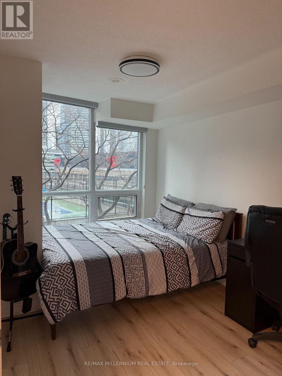 #601 16 YONGE STREET - 18