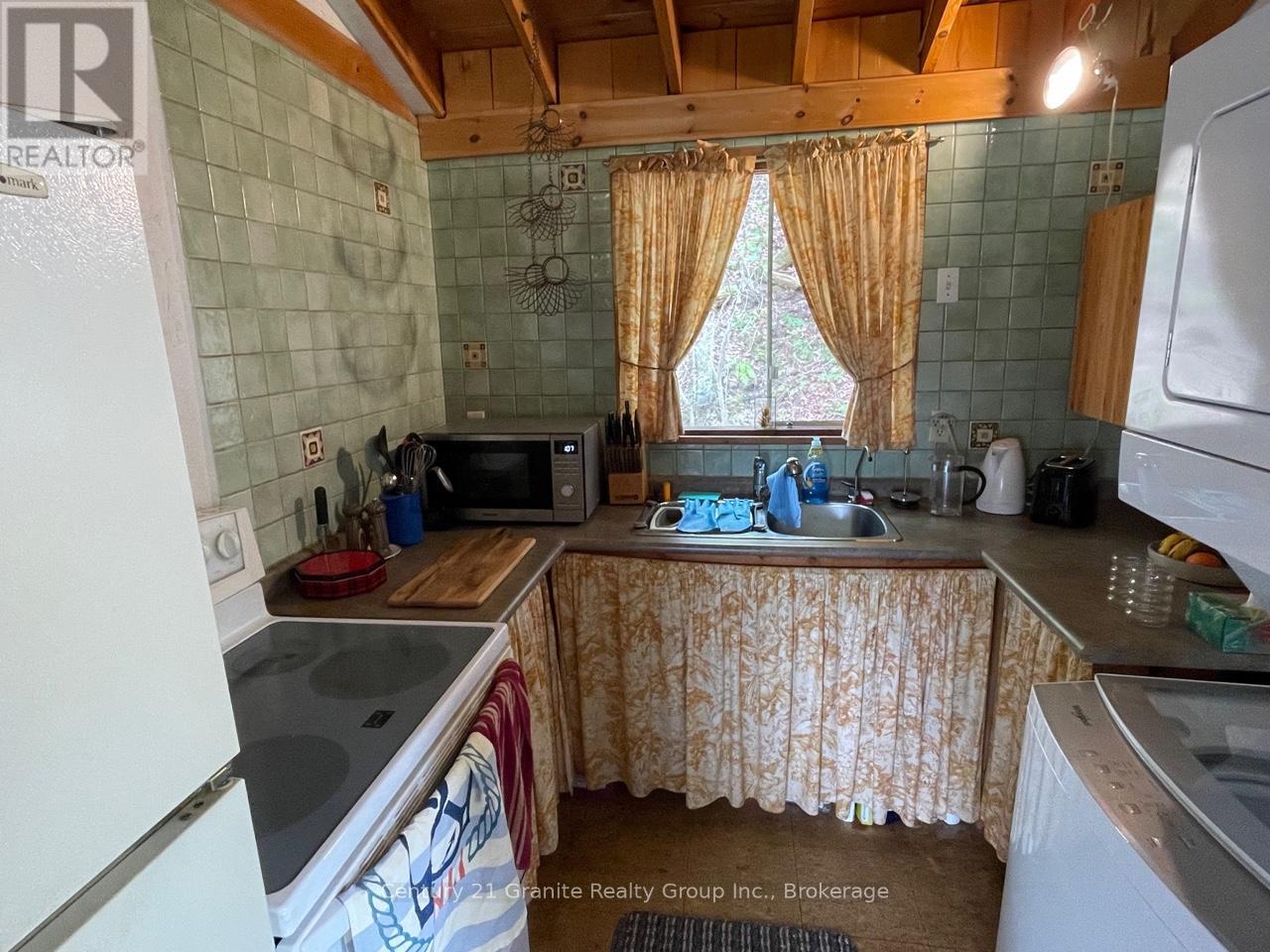 1167 PRECIPICE ROAD - 14