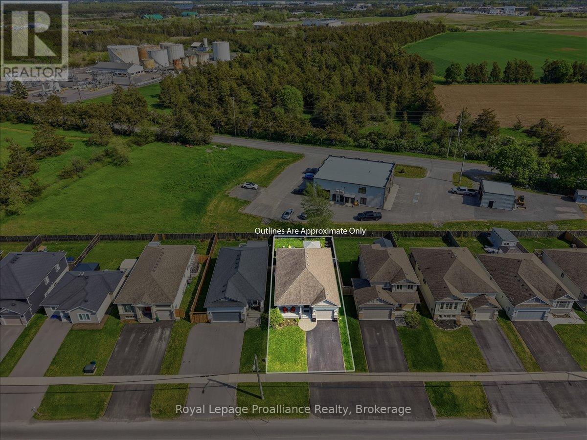 340 CANNIFTON ROAD N - 39