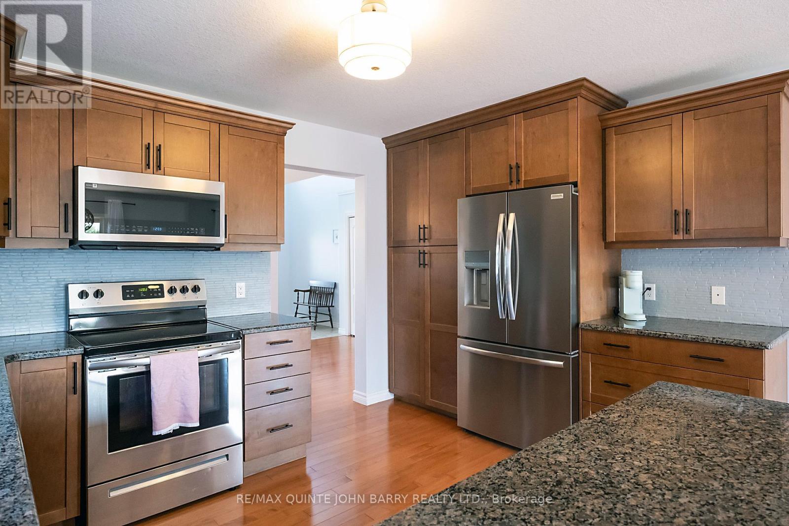 3 SPENCER COURT - 13