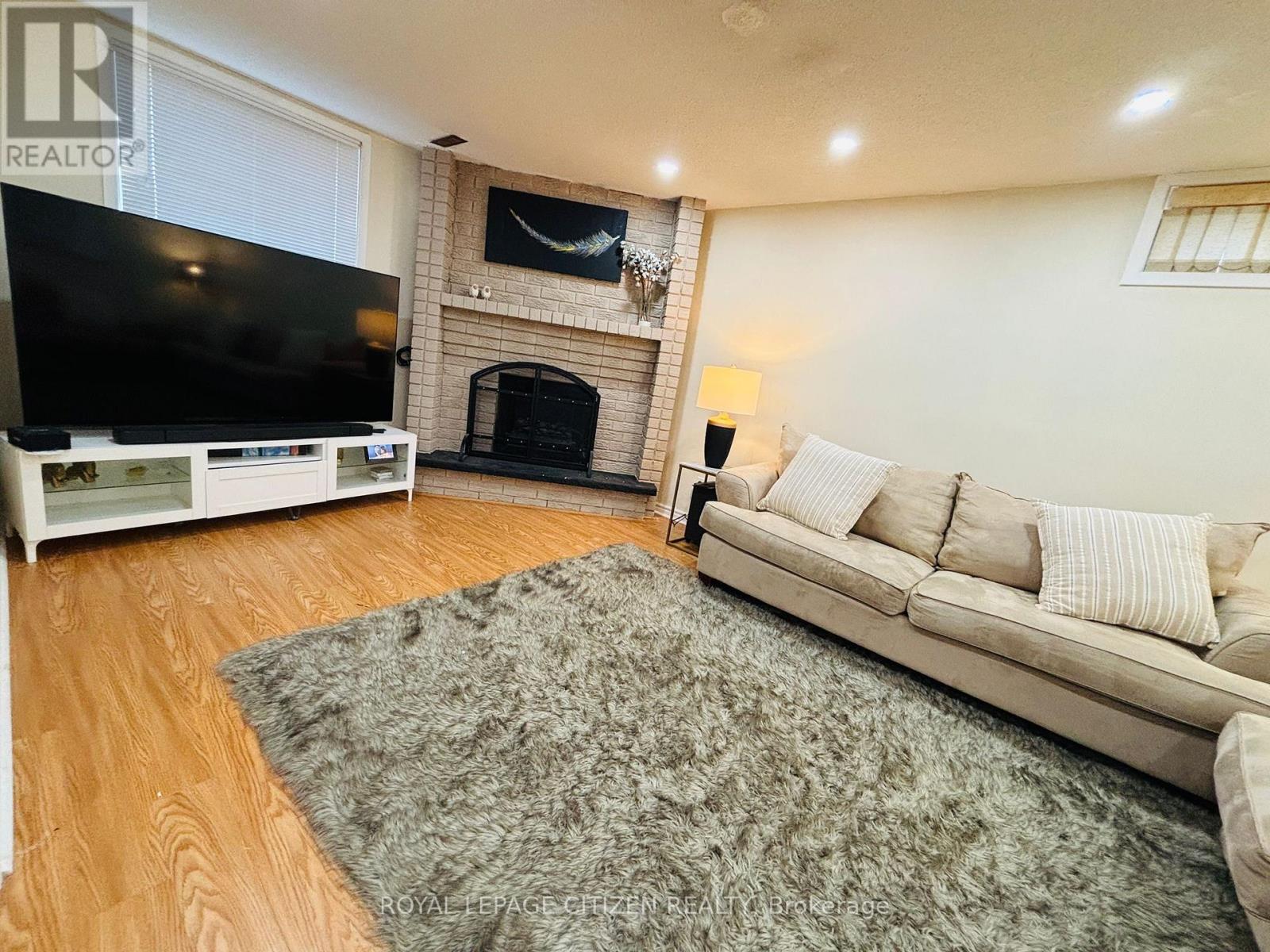 229 GLEN HILL DRIVE - 10