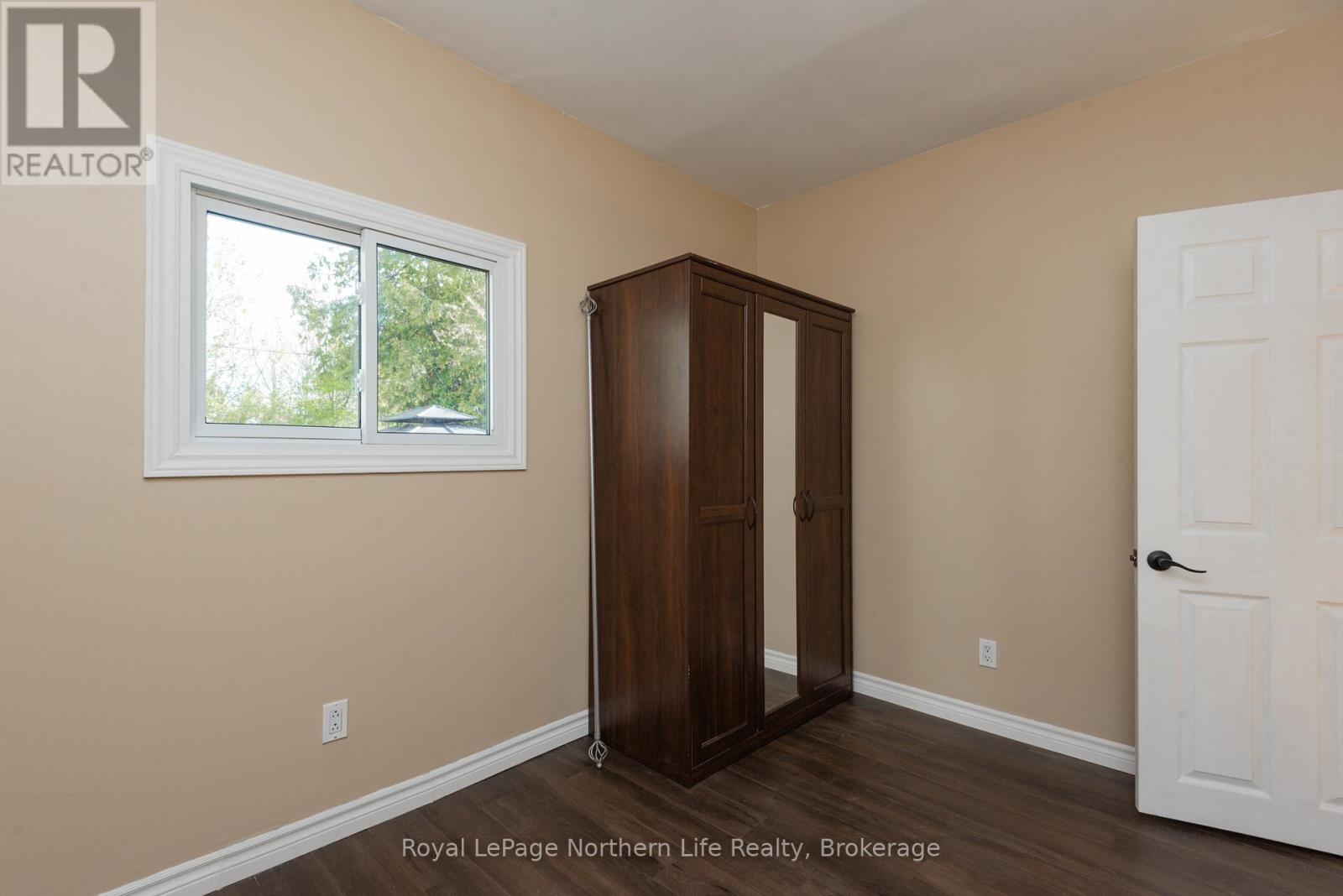 111 NORWOOD AVENUE - 21