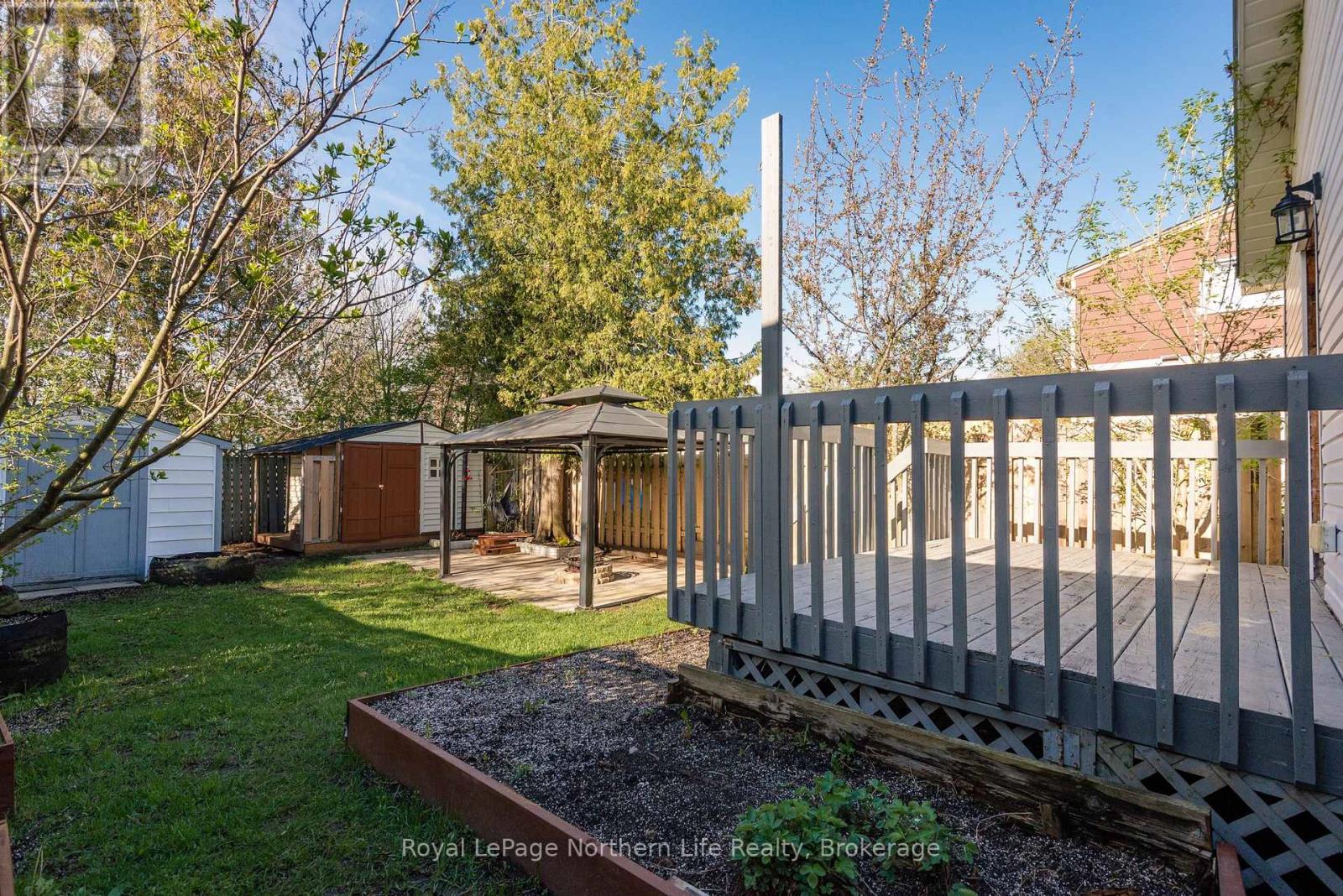 111 NORWOOD AVENUE - 35