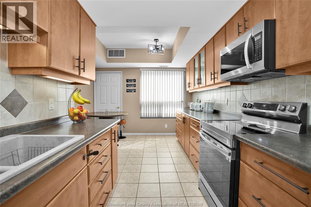 8335 Wyandotte STREET East Unit# 109, Windsor, Ontario, N8S4S8 — Photo 8