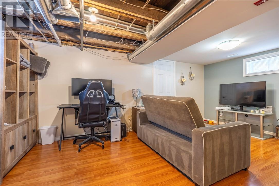 389 Dell Street - 23