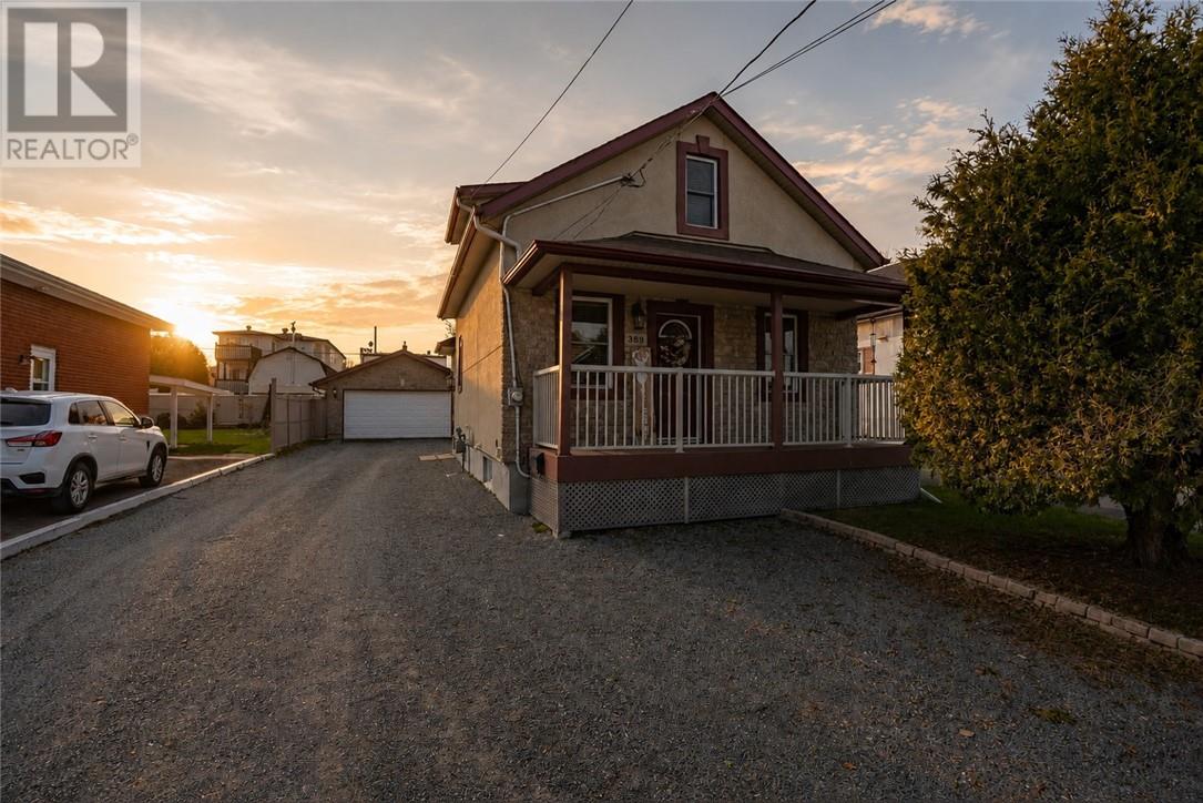 389 Dell Street - 36