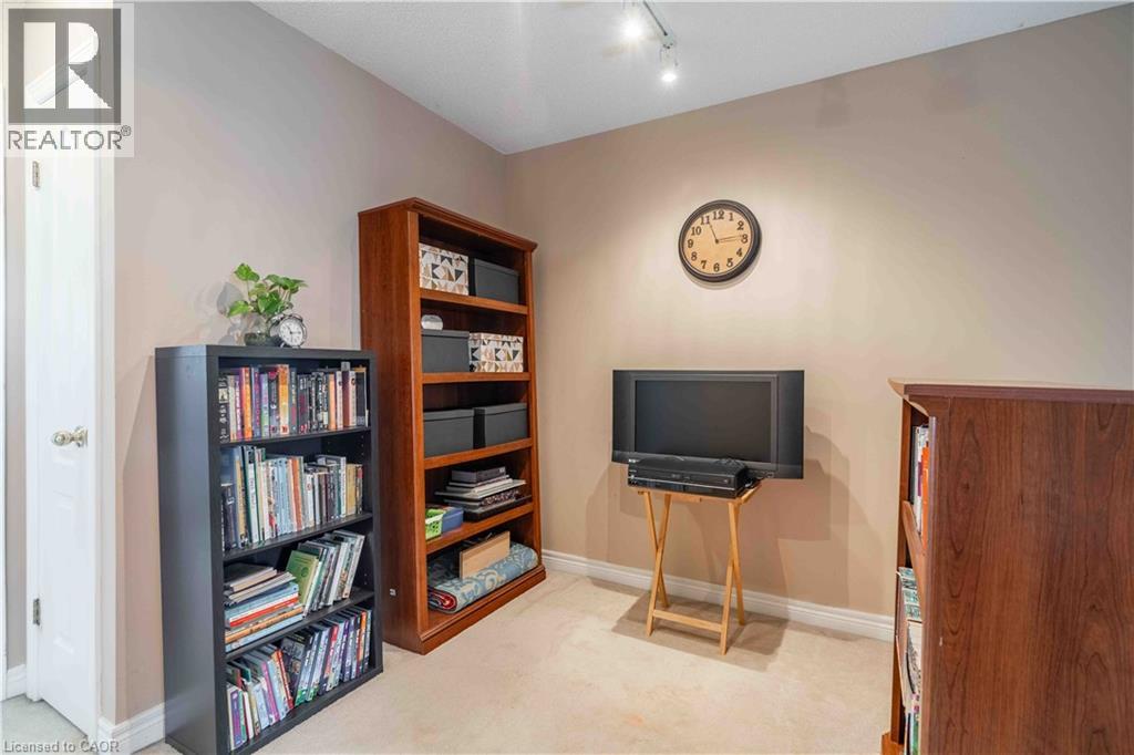 232 STONEHENGE Drive Unit# 26, Ancaster, Ontario, L9K1R5 — Photo 20