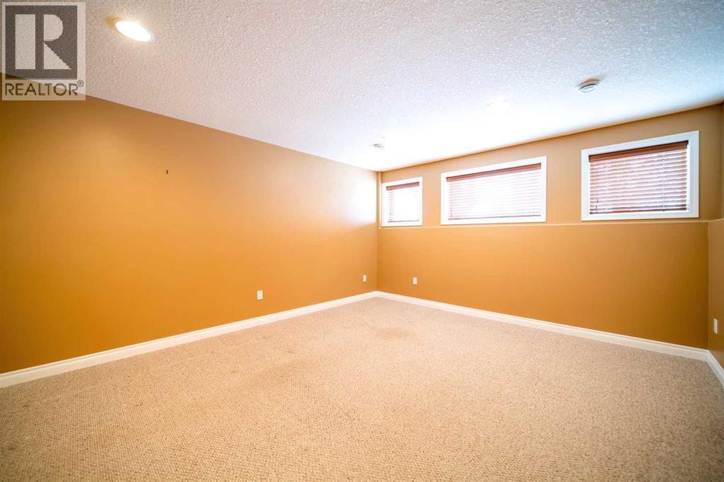 2521 10 Avenue — photo 24