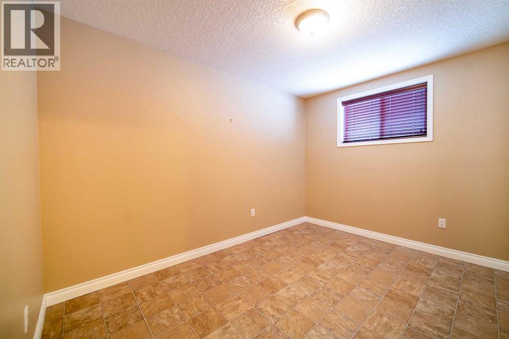 2521 10 Avenue — photo 30