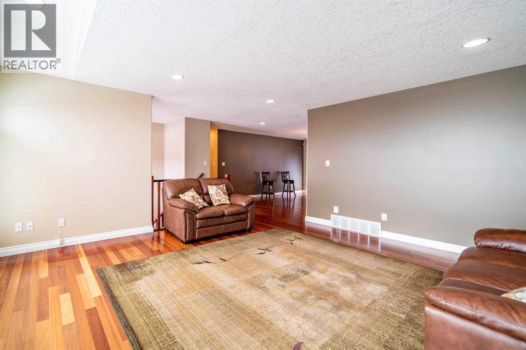 2521 10 Avenue — photo 13