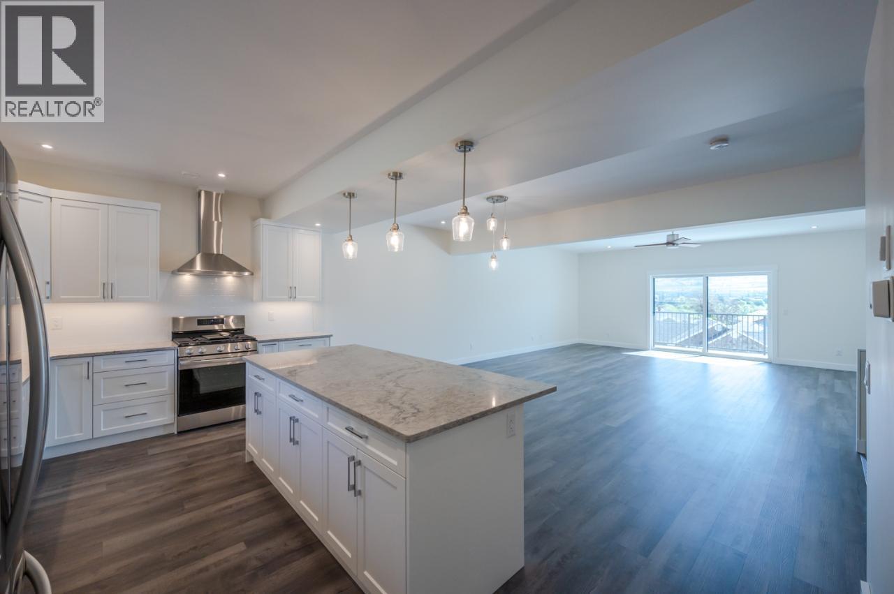 6380 Okanagan Street - 5
