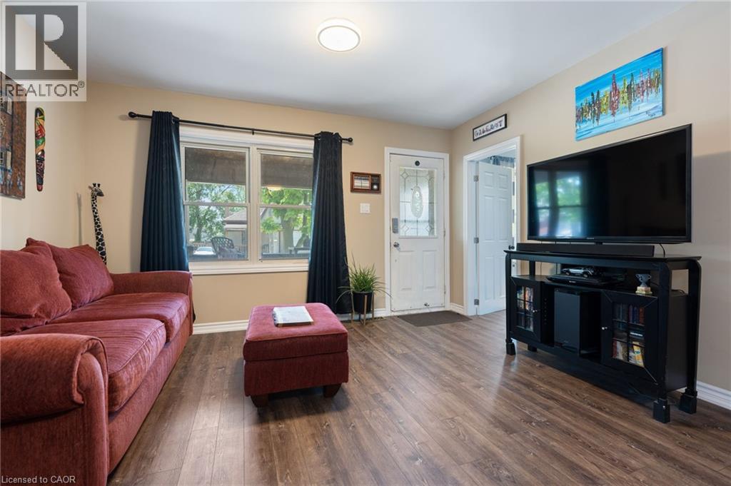 51 ABERDEEN Avenue, Brantford, Ontario, N3S1R7 — Photo 3