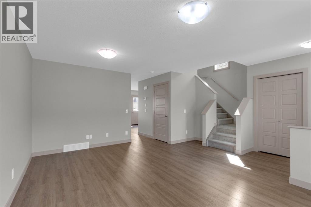 19 Bridleglen Road SW - 9