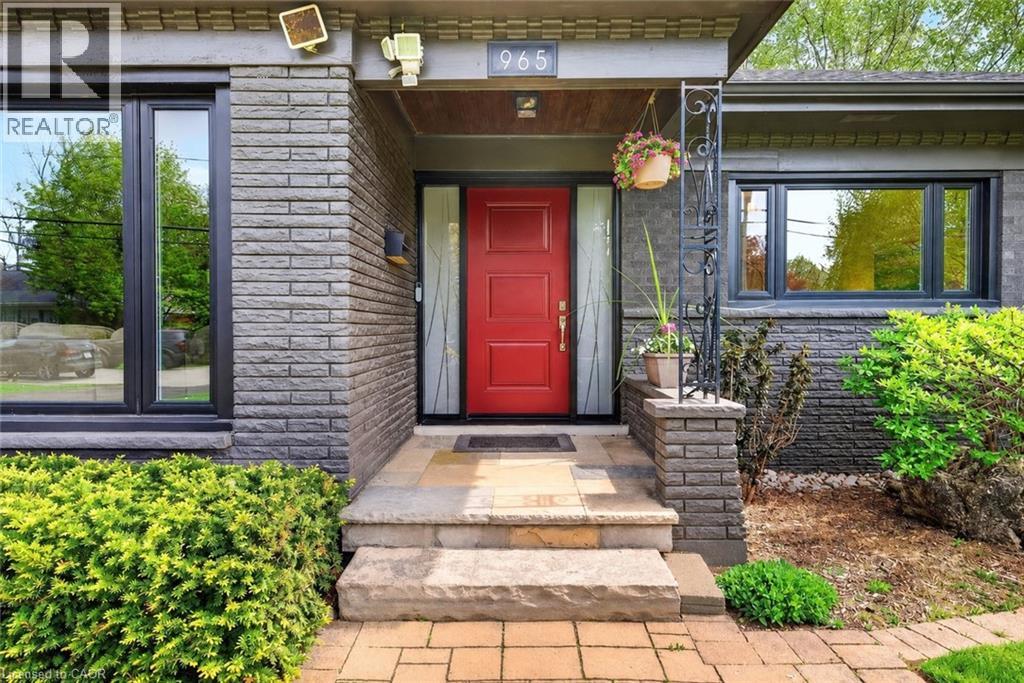 965 FILMANDALE Road, Burlington, Ontario, L7T2Z2 — Photo 2