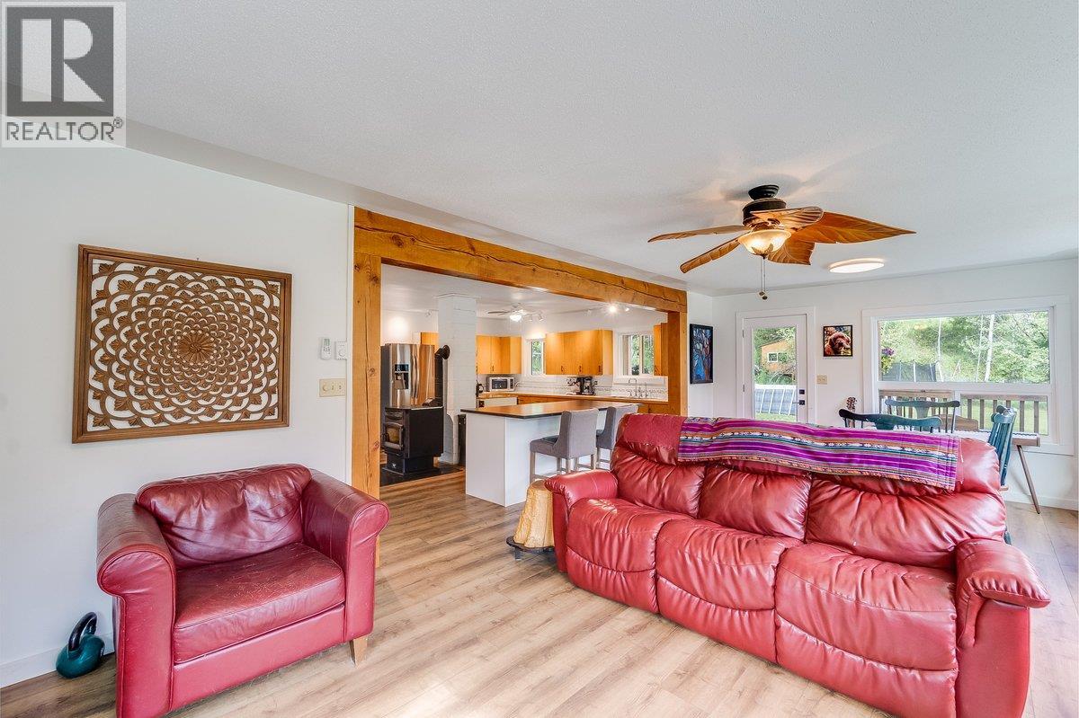 3678 KRESTOVA CEMETERY Road - 13
