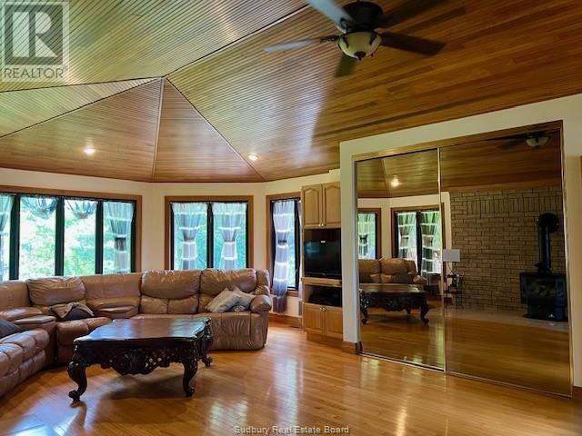 18 Goegan Road - 18